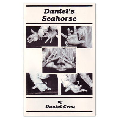 картинка Daniel's Sea Horse by Daniel Cros - Trick от магазина Одежда+