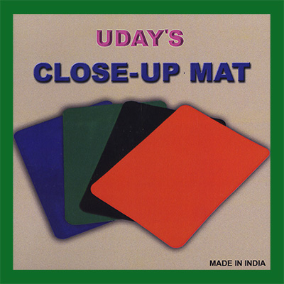 картинка Close-Up Mat (12.5"x 17")-Green by Uday - Trick от магазина Одежда+