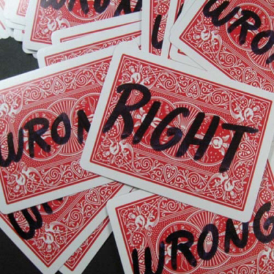 картинка Right and Wrong by Bob Solari - Trick от магазина Одежда+